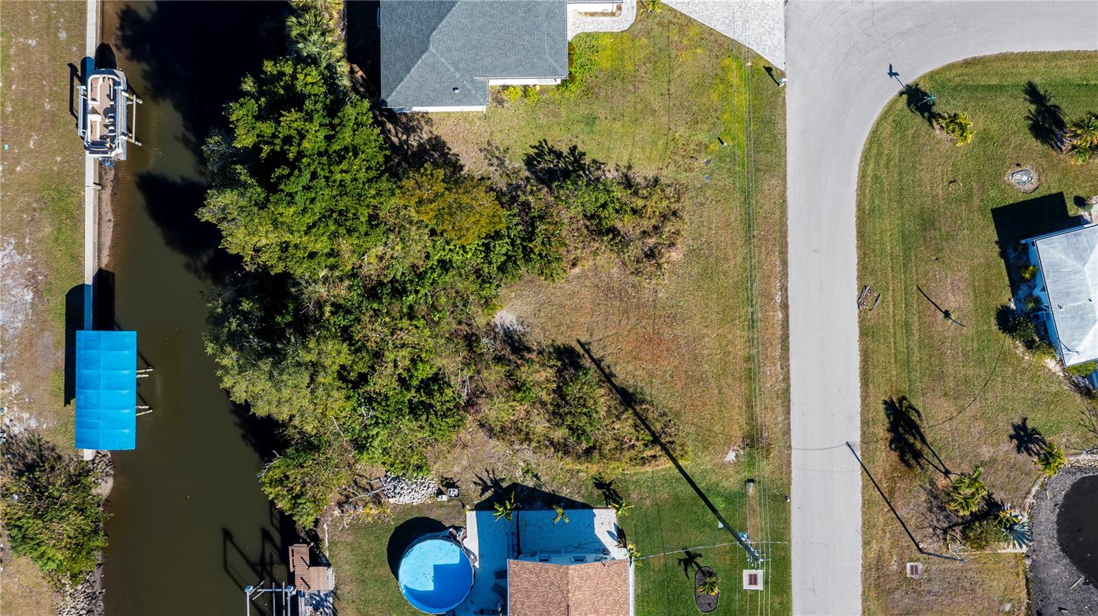 Image 5 of 22 For 3013 Chapman Boulevard