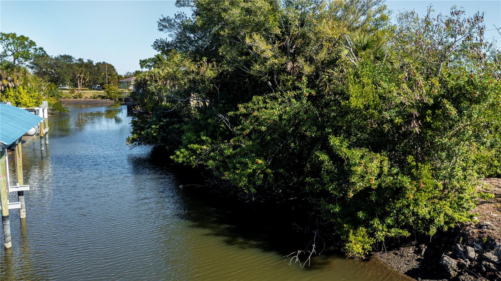 Image 6 of 22 For 3013 Chapman Boulevard