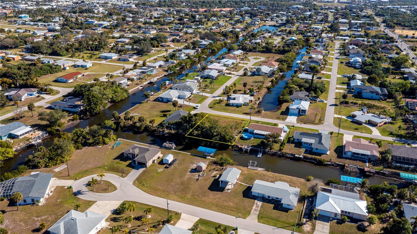 Image 9 of 22 For 3013 Chapman Boulevard