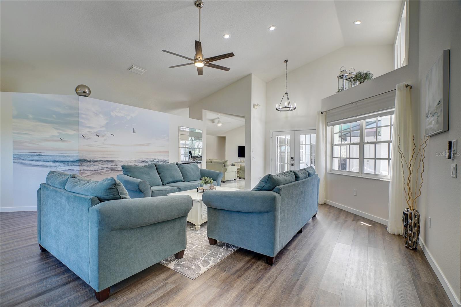 Image 27 of 53 For 4030 Cape Haze Drive