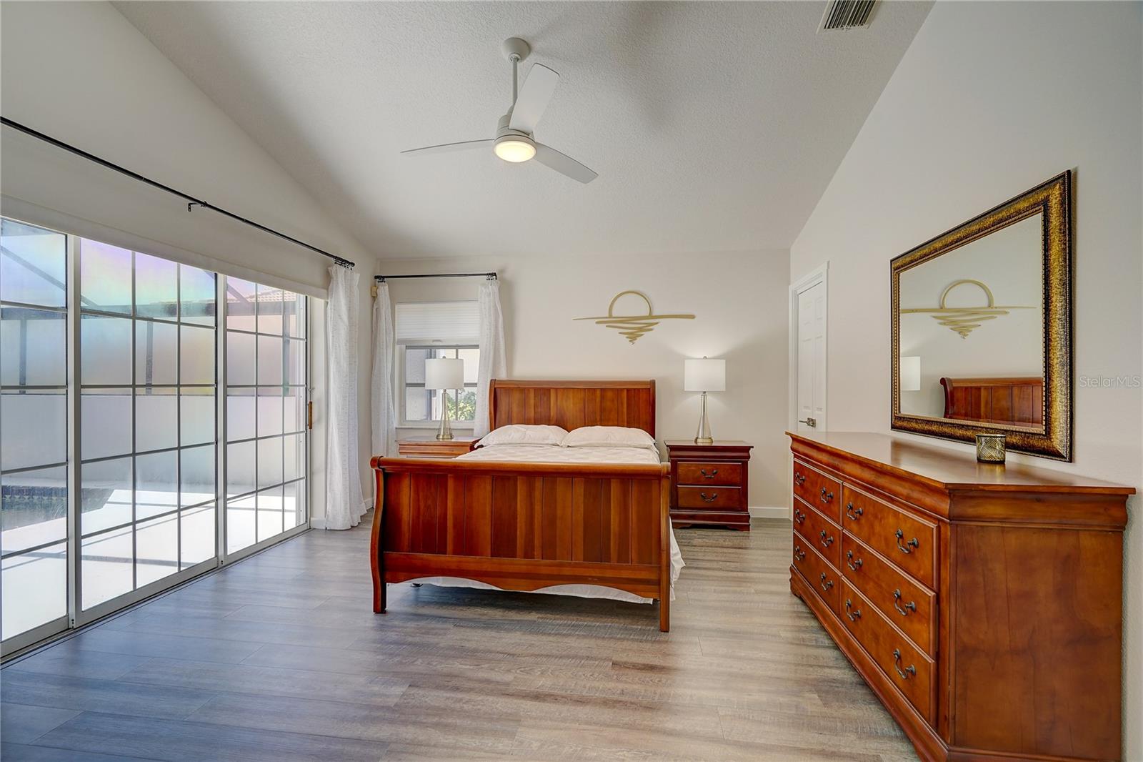 Image 37 of 53 For 4030 Cape Haze Drive