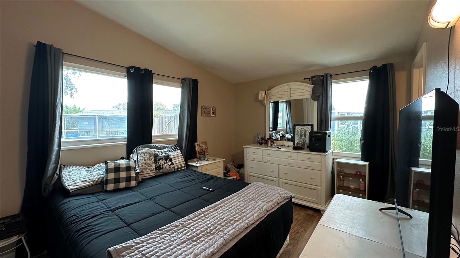 Image 18 of 22 For 1614 Noble Terrace