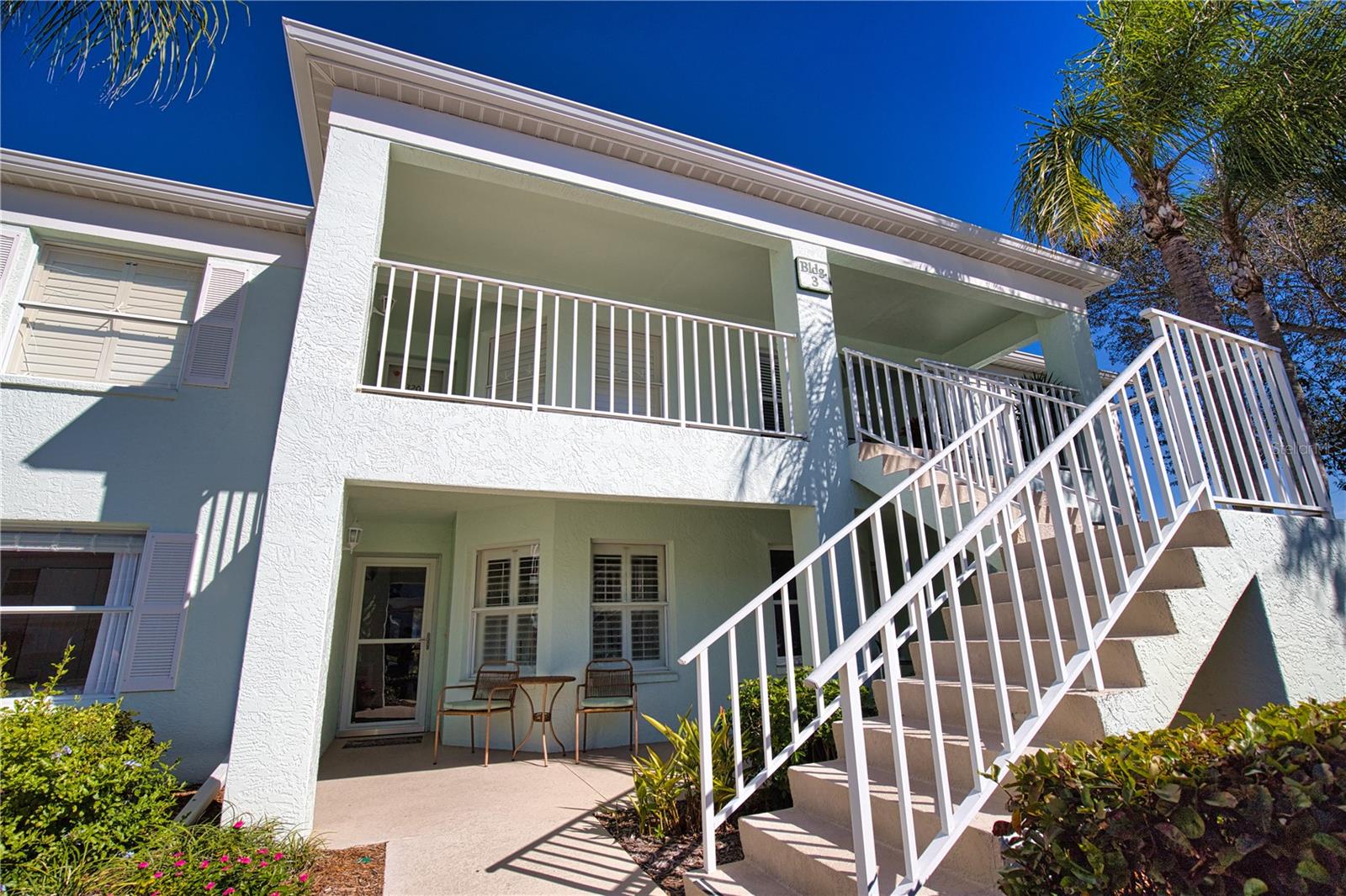 Image 2 of 40 For 5725 Greenwood Avenue 3103