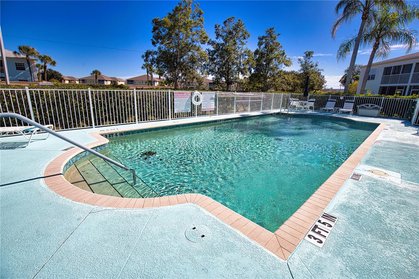 Image 40 of 40 For 5725 Greenwood Avenue 3103