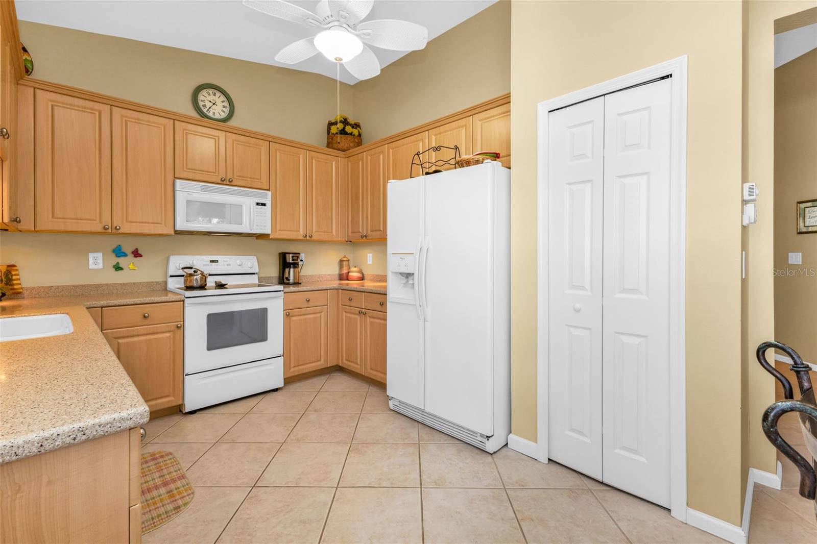 Image 10 of 62 For 3353 Grand Vista Court 203