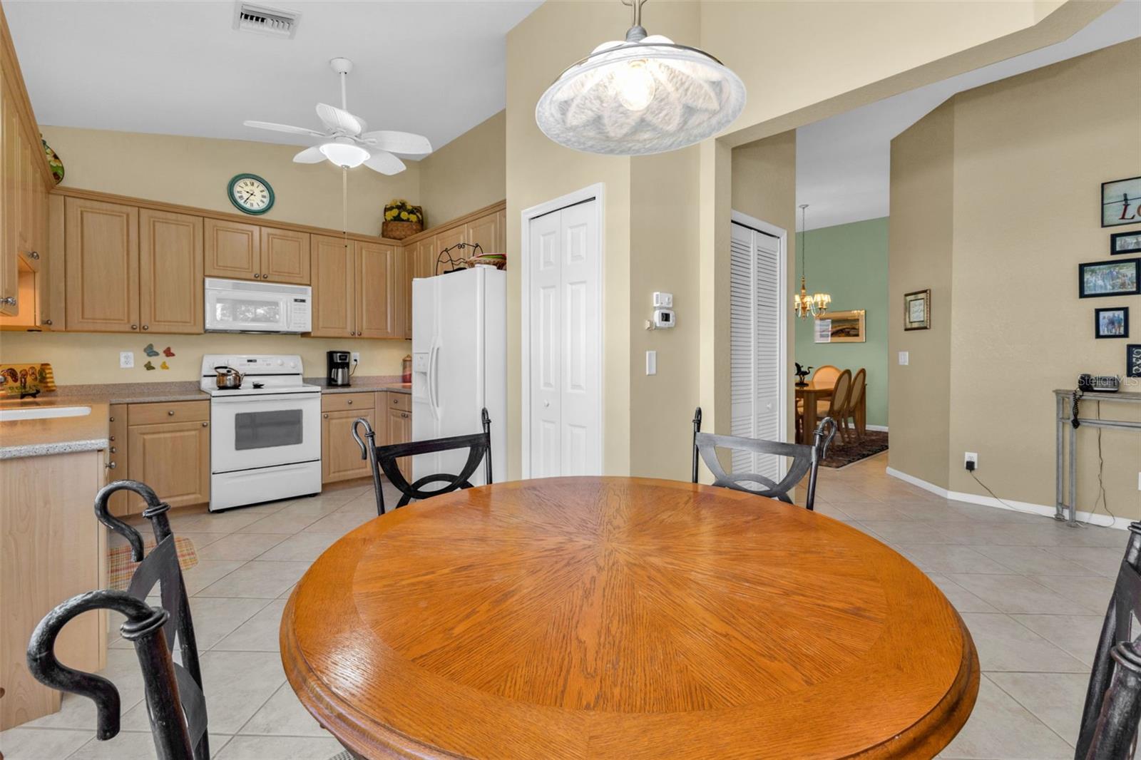 Image 14 of 62 For 3353 Grand Vista Court 203