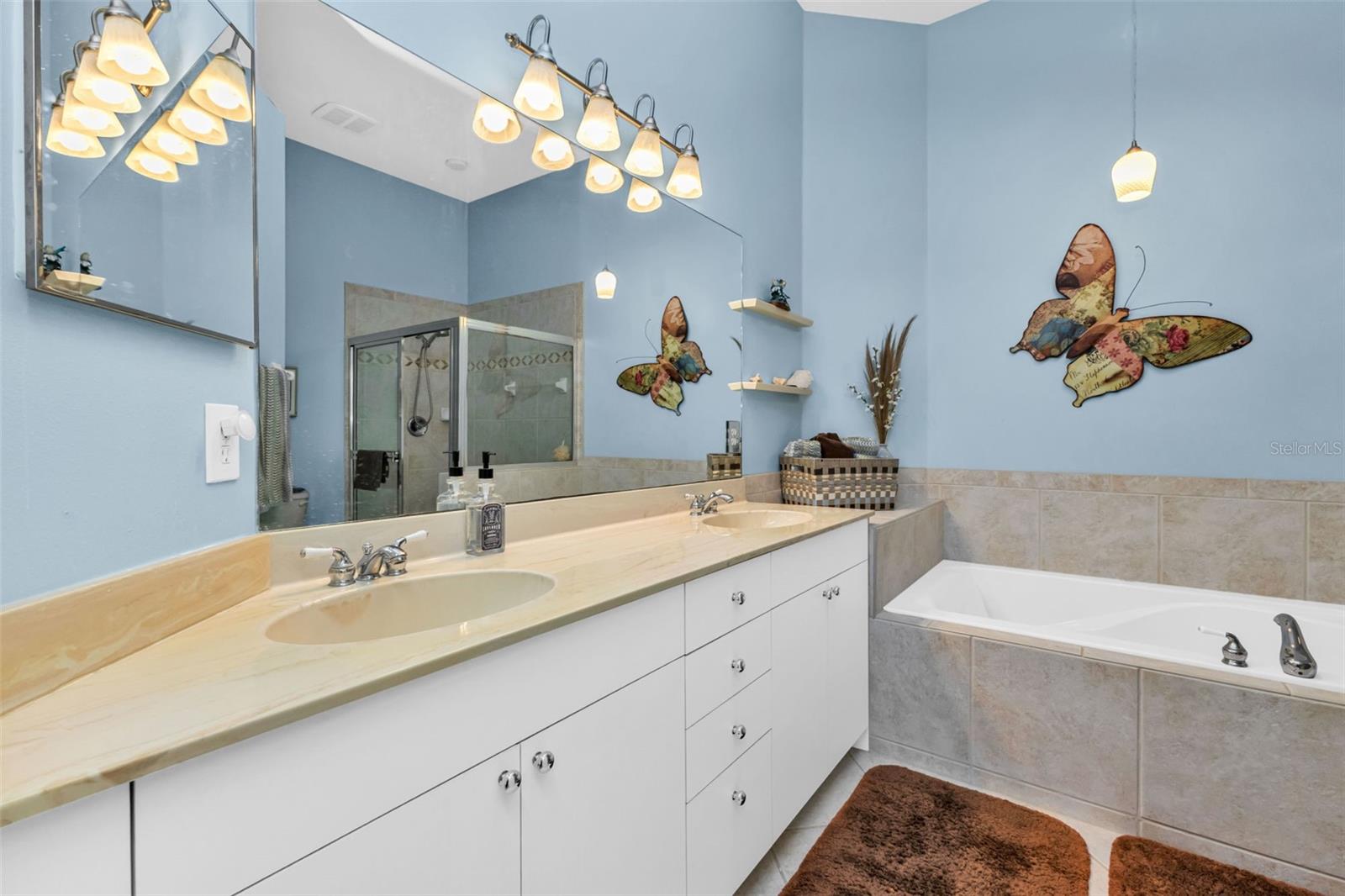 Image 24 of 62 For 3353 Grand Vista Court 203