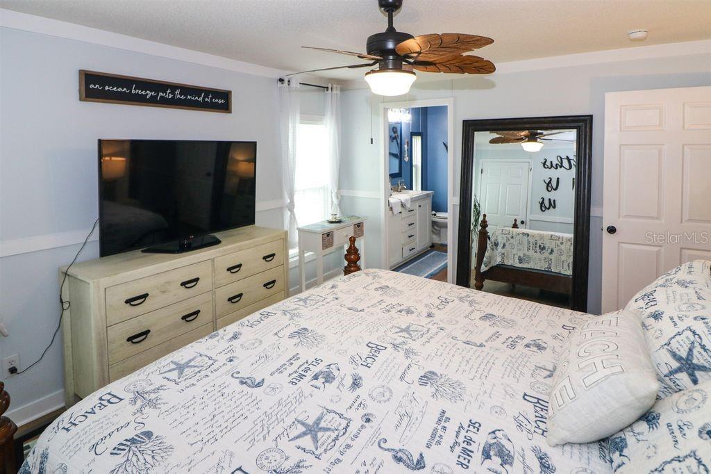 Image 21 of 53 For 12116 County Rd 769  137