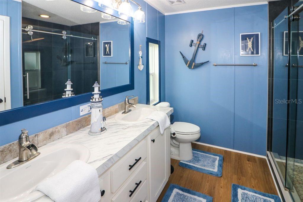 Image 23 of 53 For 12116 County Rd 769  137