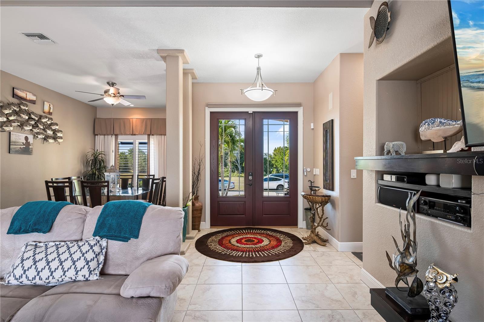 Image 14 of 80 For 48 Colony Point Drive