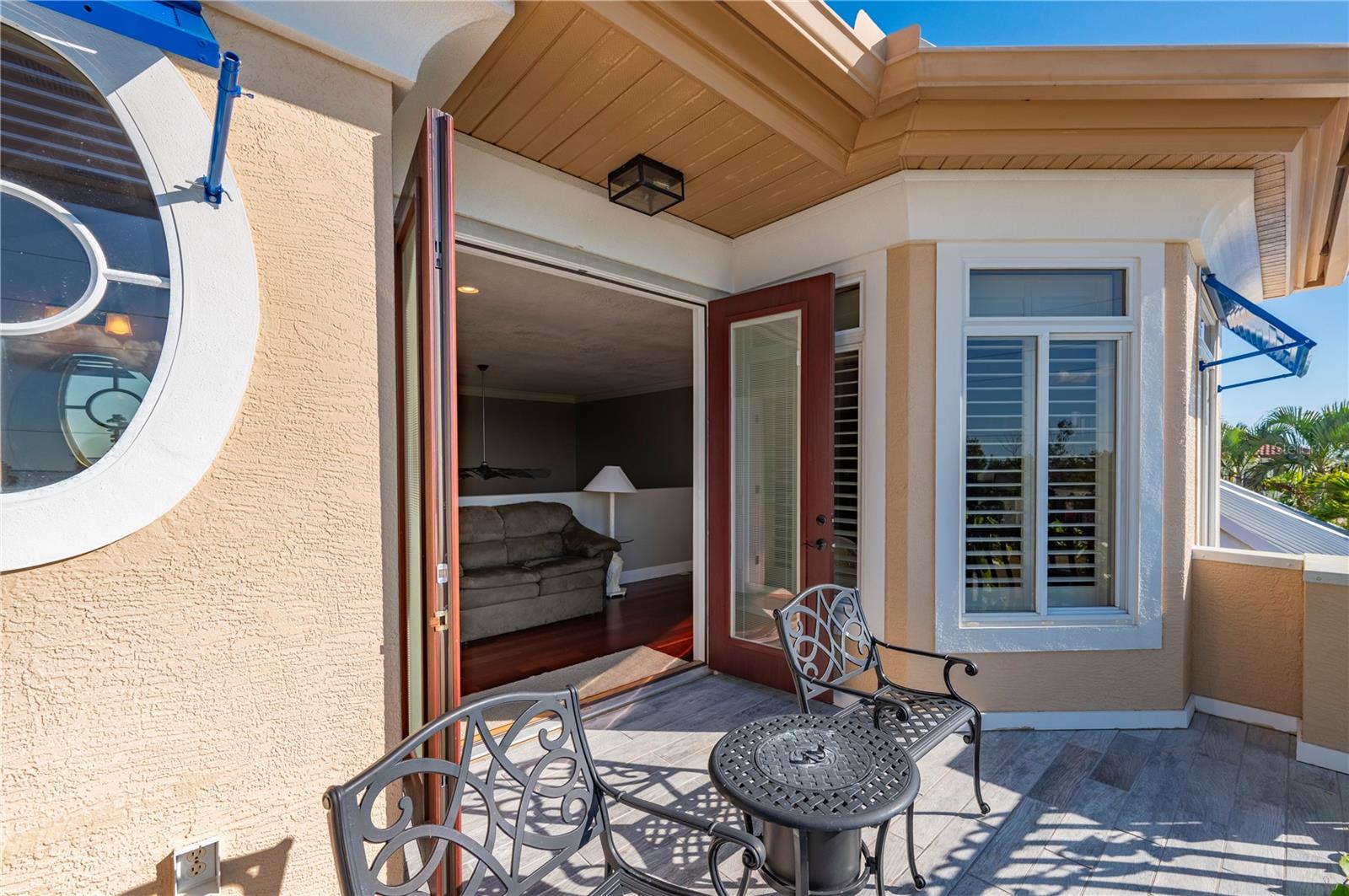 Image 35 of 80 For 48 Colony Point Drive