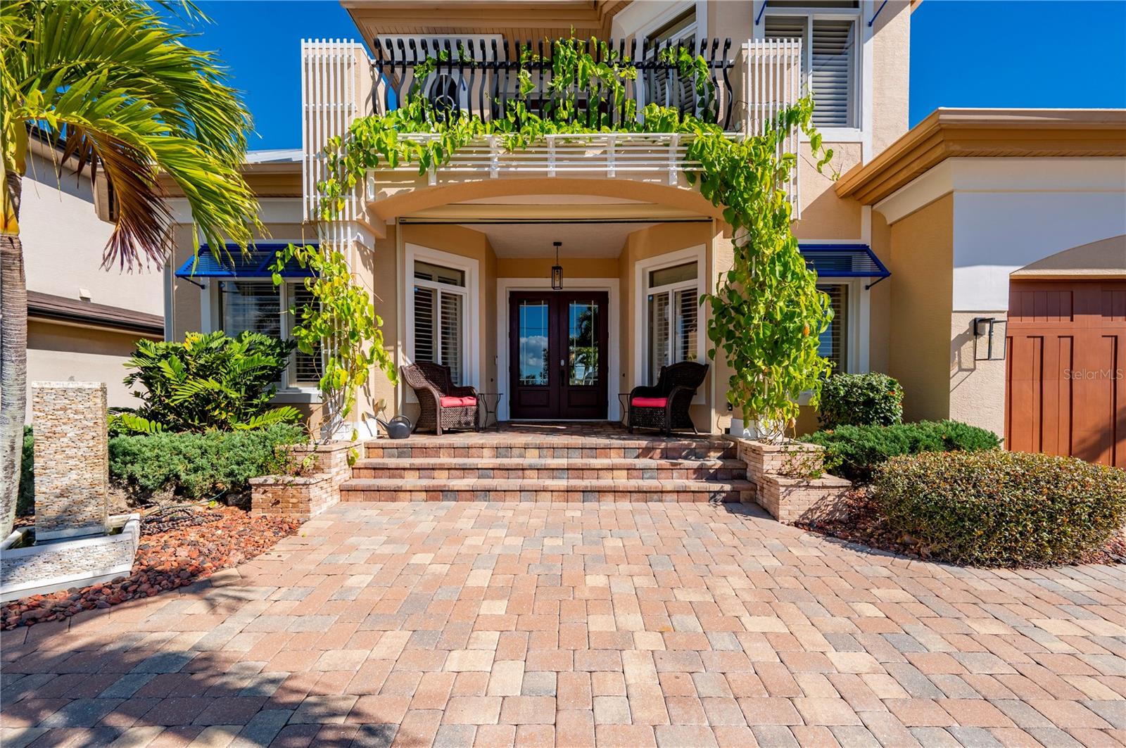 Image 9 of 80 For 48 Colony Point Drive