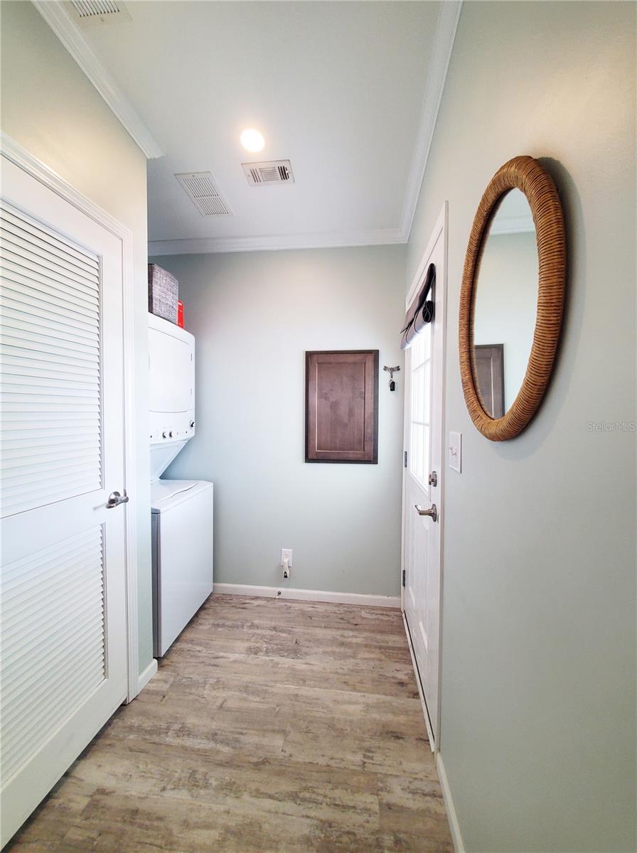 Image 18 of 20 For 701 Aqui Esta  156