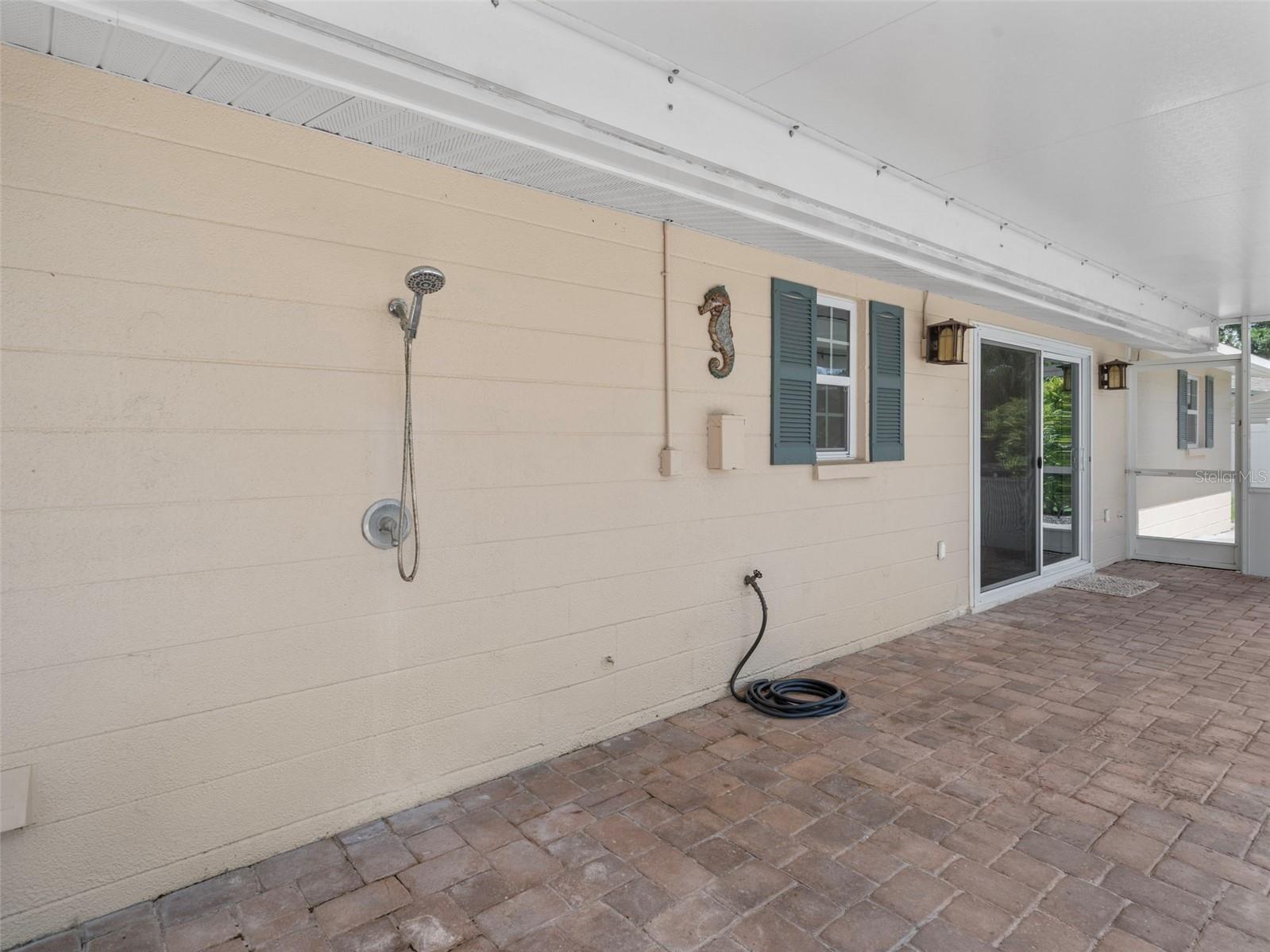 Image 36 of 49 For 1191 Manor Road