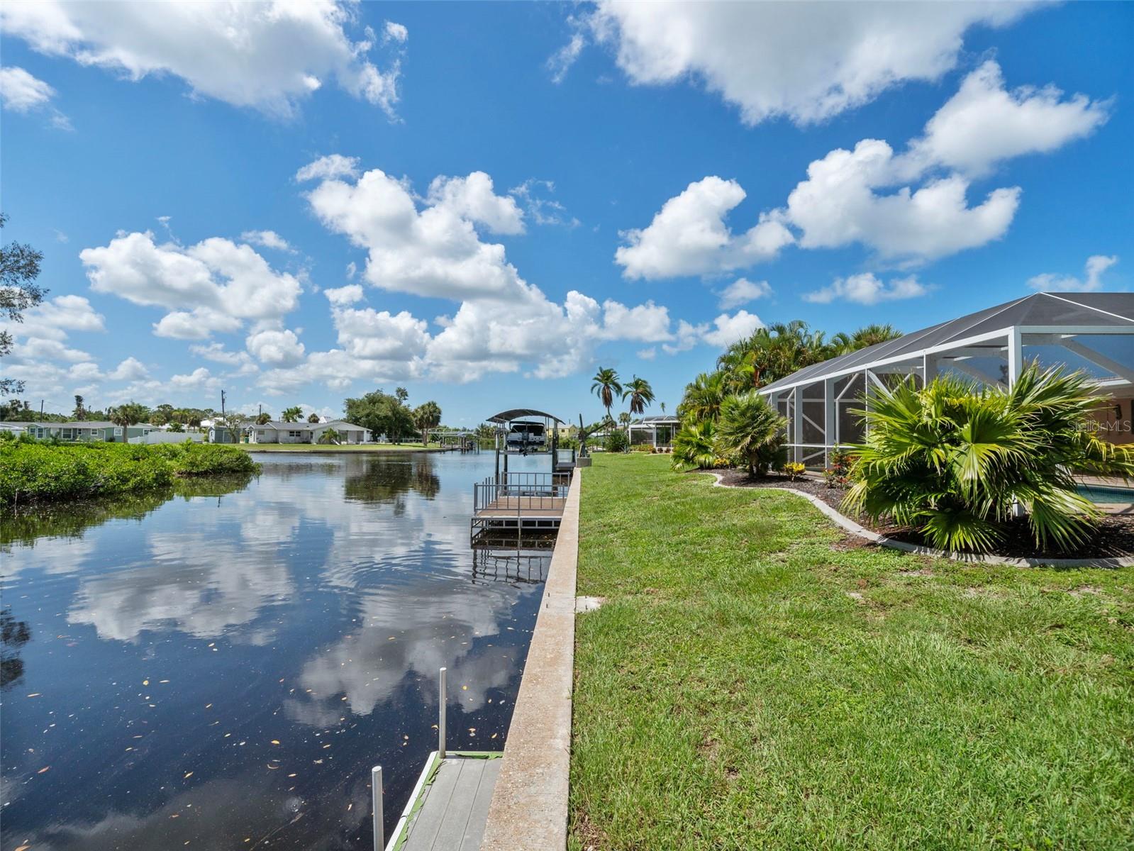 Image 40 of 49 For 1191 Manor Road