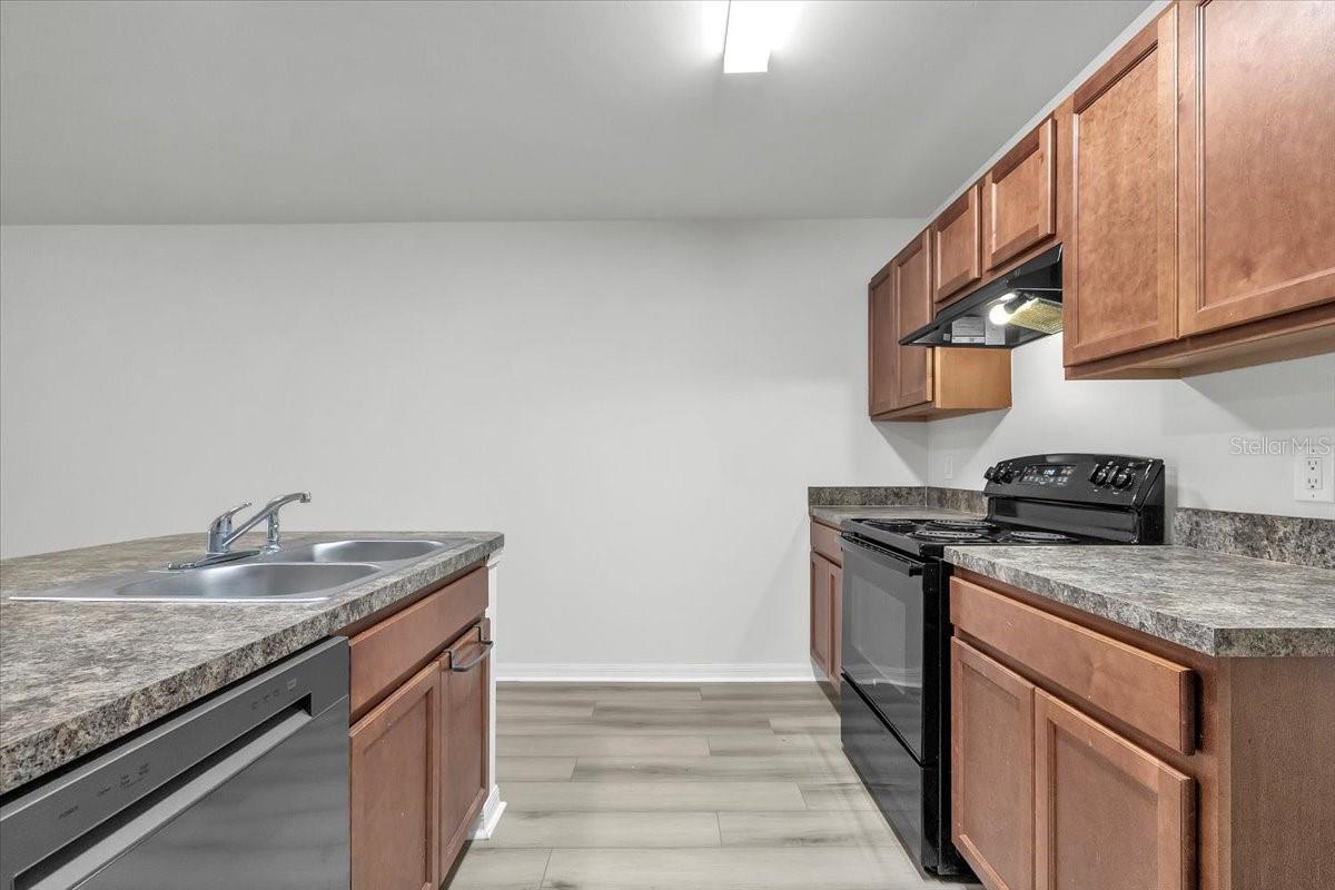 Image 14 of 53 For 18266 Minorea Lane