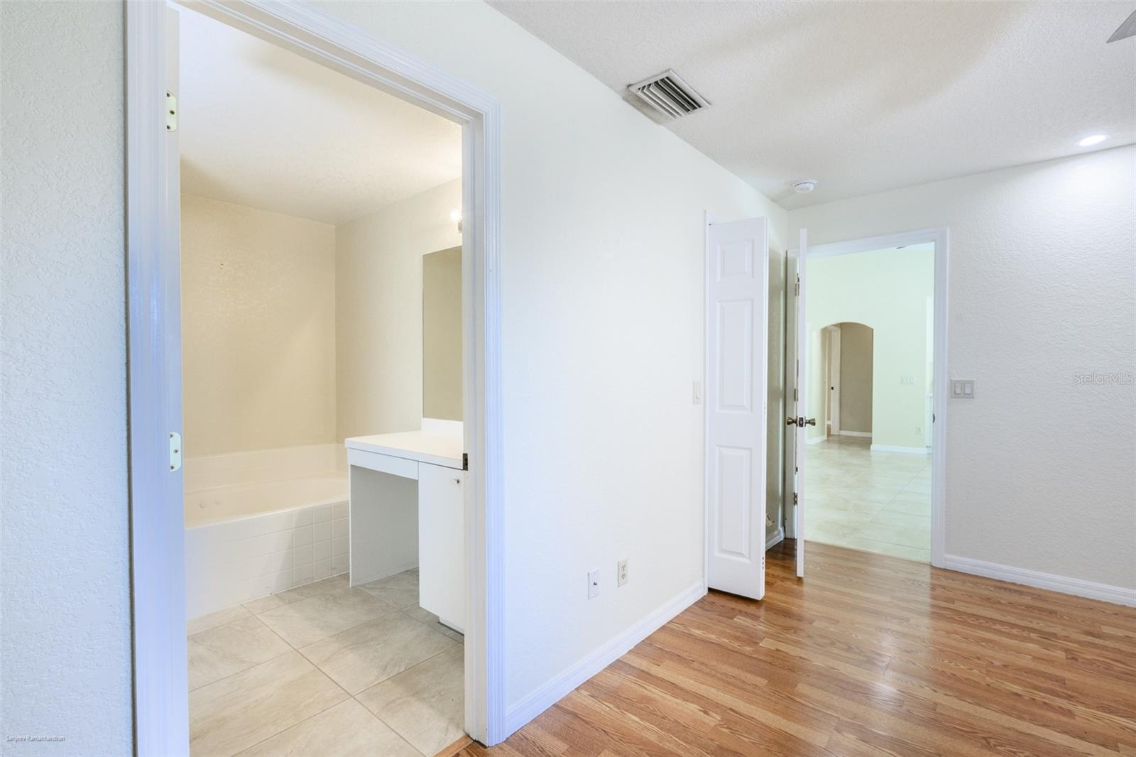 Image 25 of 40 For 311 Goiana Street