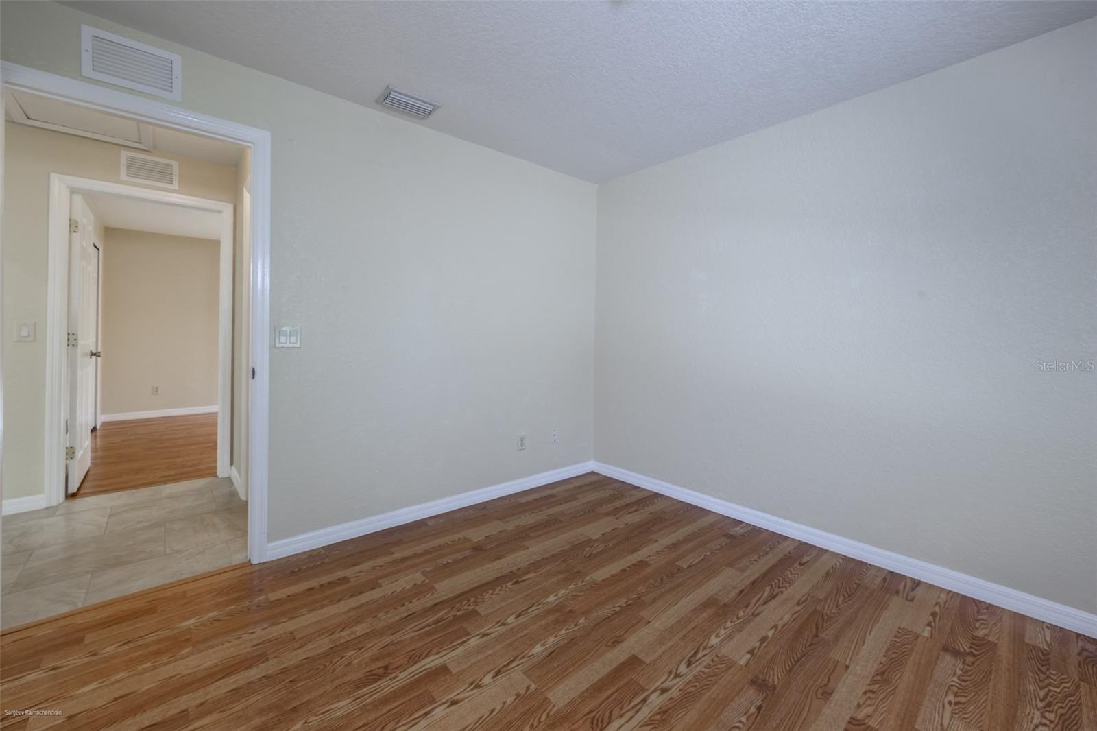 Image 33 of 40 For 311 Goiana Street