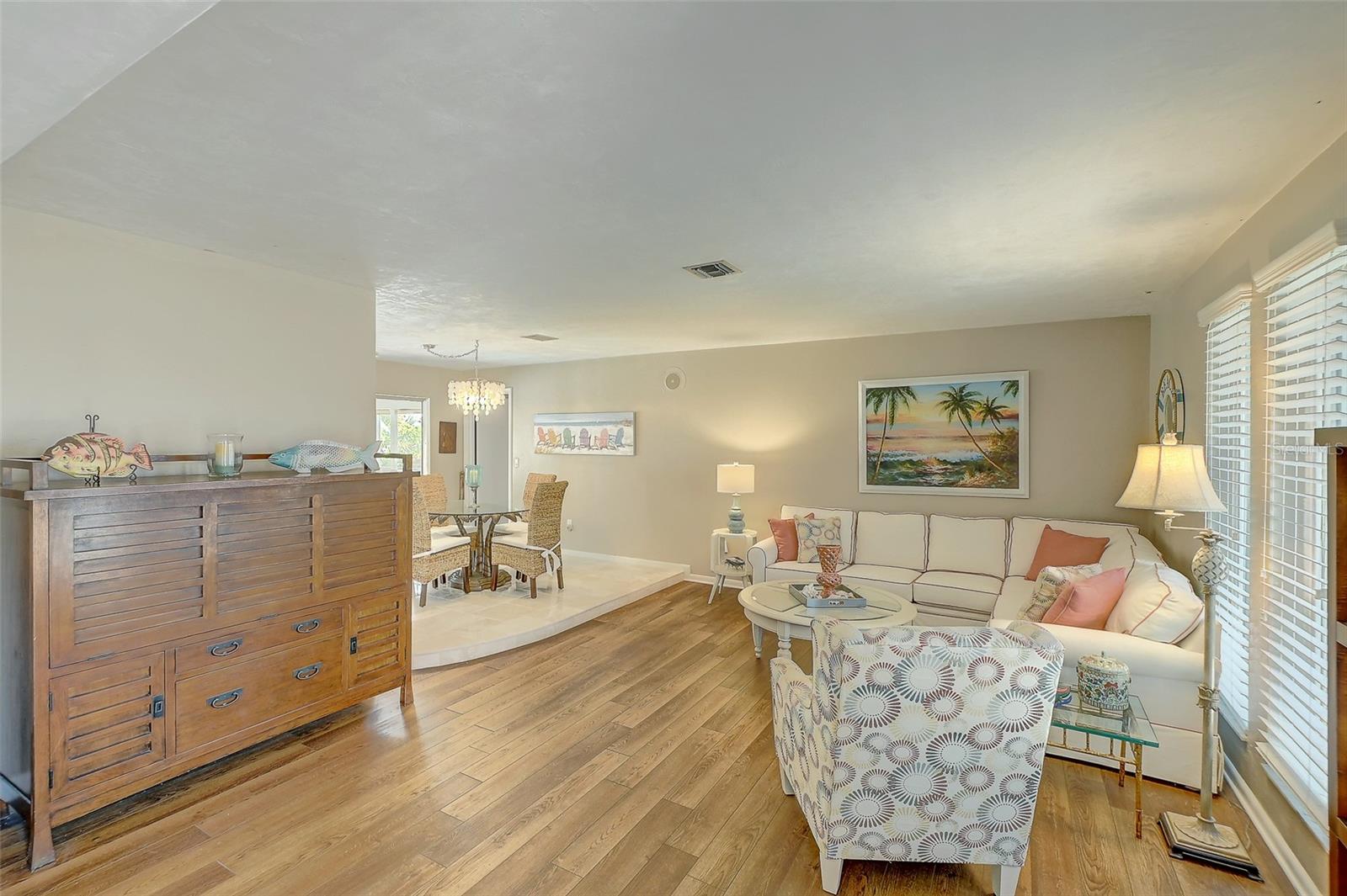 Image 13 of 53 For 5345 Shalley Circle W