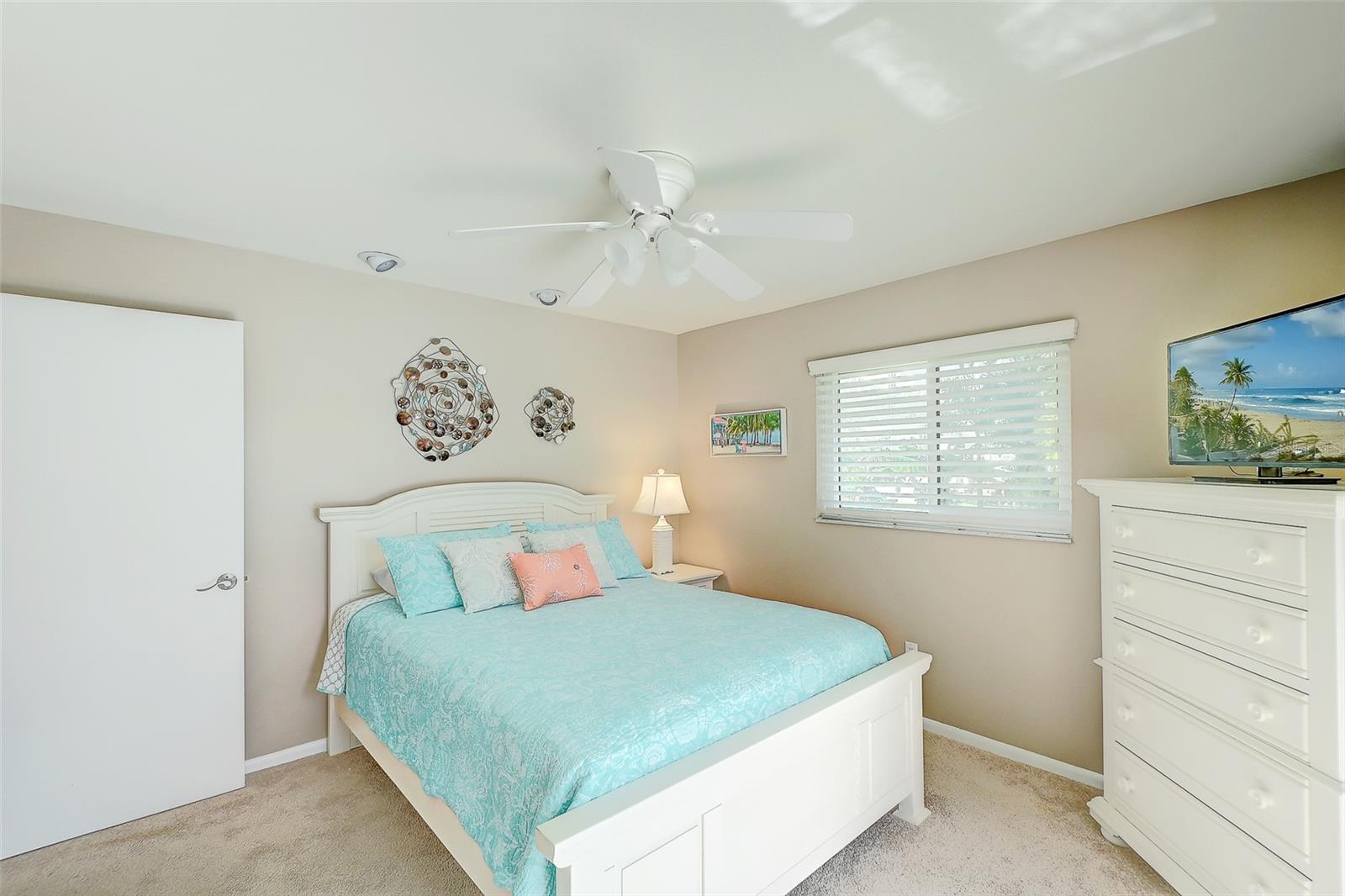 Image 31 of 53 For 5345 Shalley Circle W