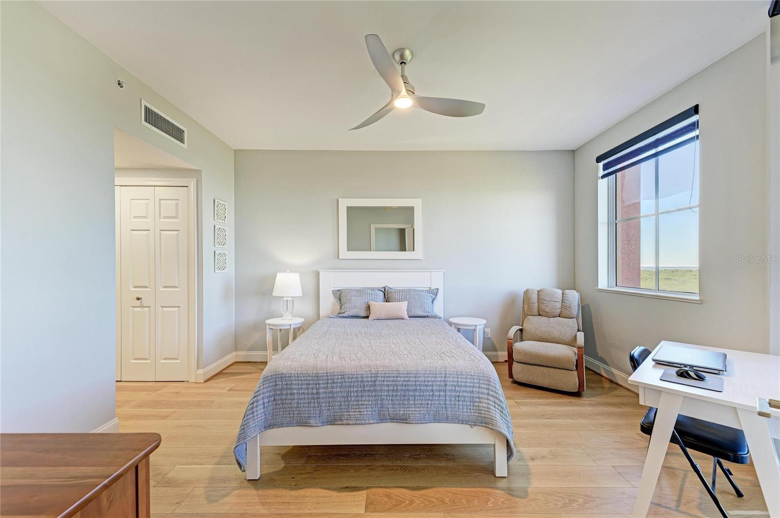 Image 14 of 40 For 3191 Matecumbe Key Road 307