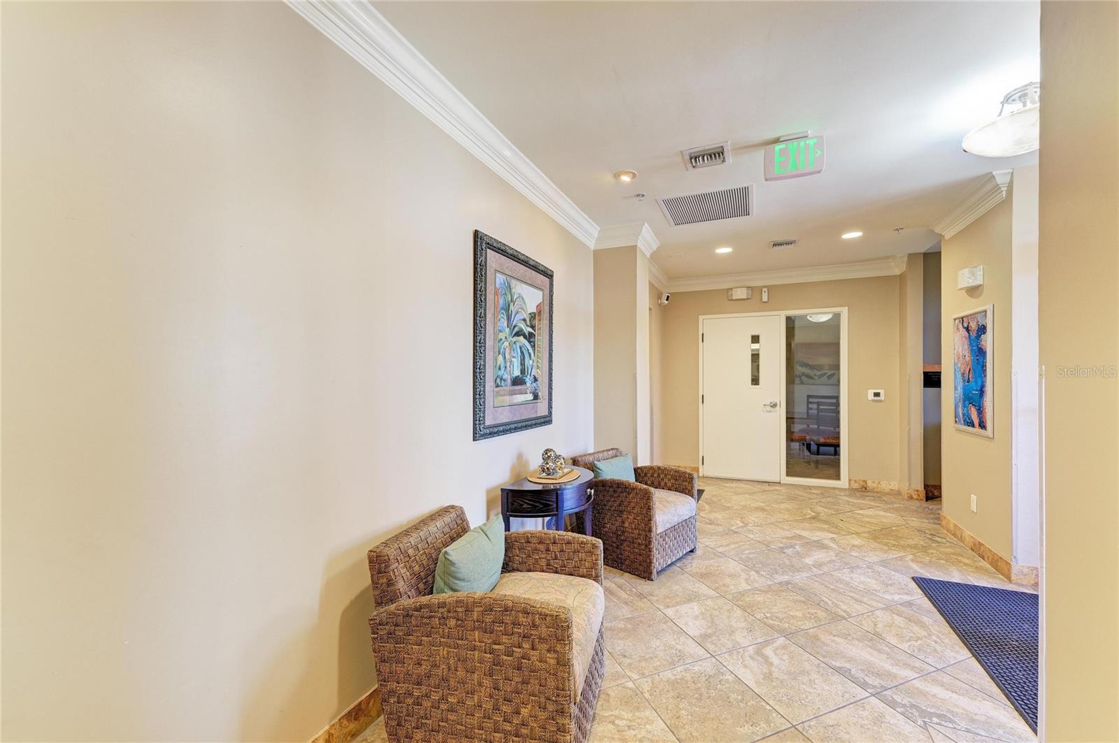 Image 29 of 40 For 3191 Matecumbe Key Road 307