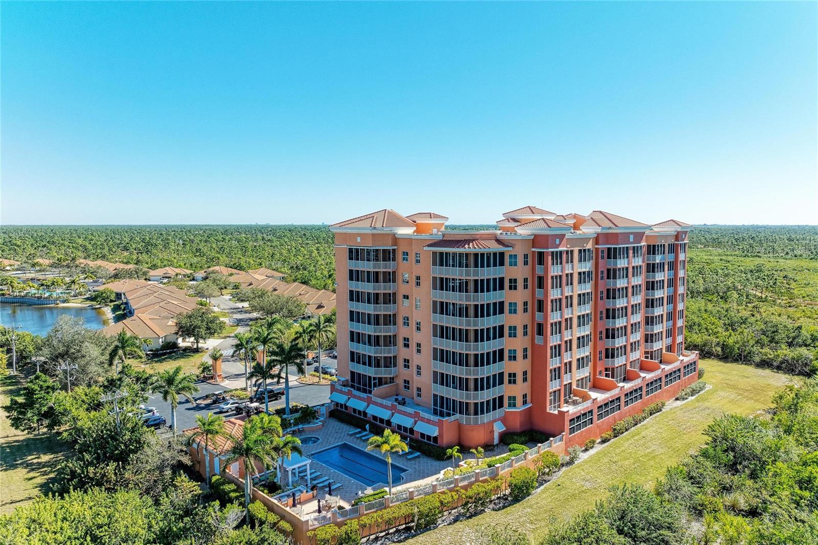 Image 33 of 40 For 3191 Matecumbe Key Road 307