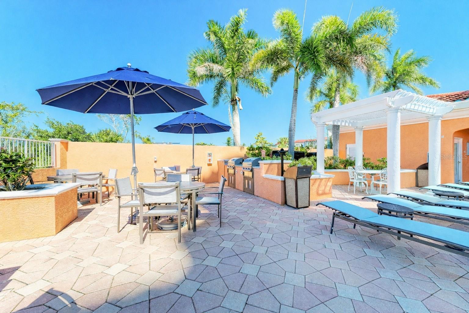 Image 36 of 40 For 3191 Matecumbe Key Road 307