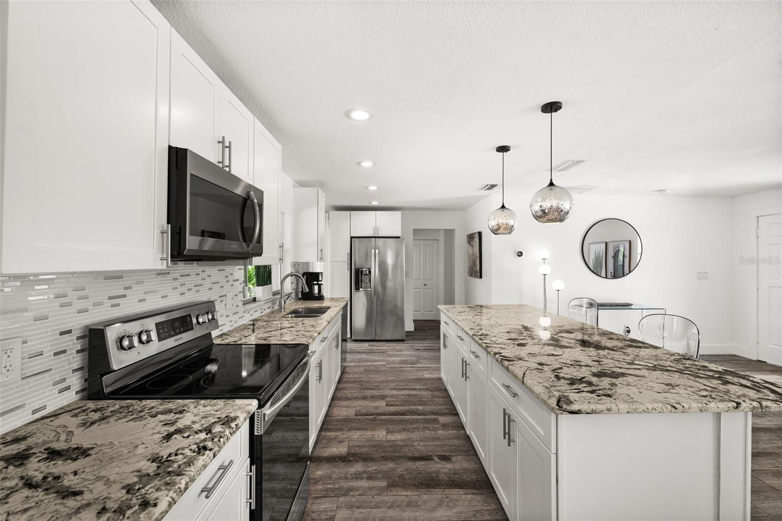 Image 10 of 49 For 5122 3rd Avenue