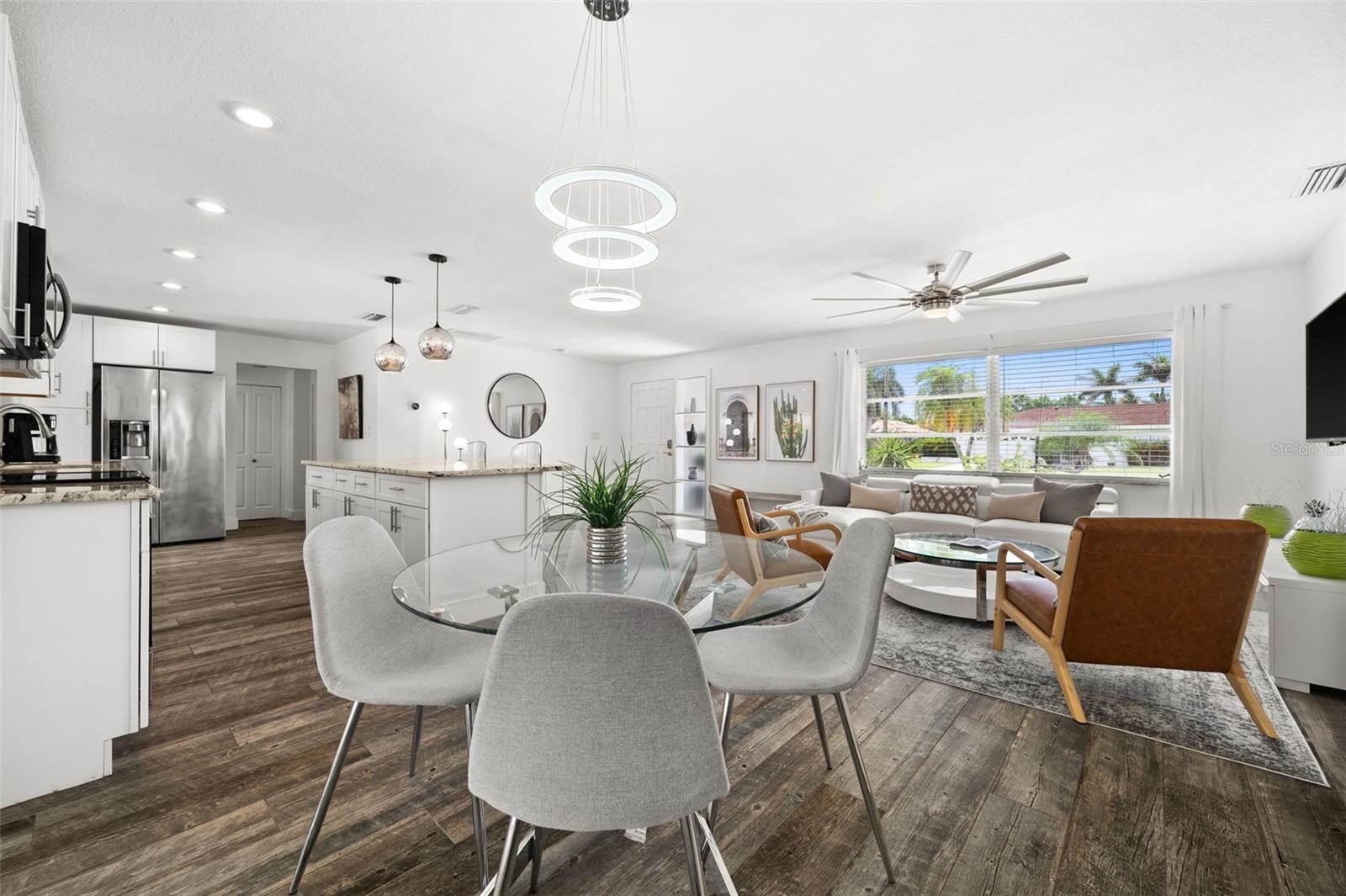 Image 11 of 49 For 5122 3rd Avenue