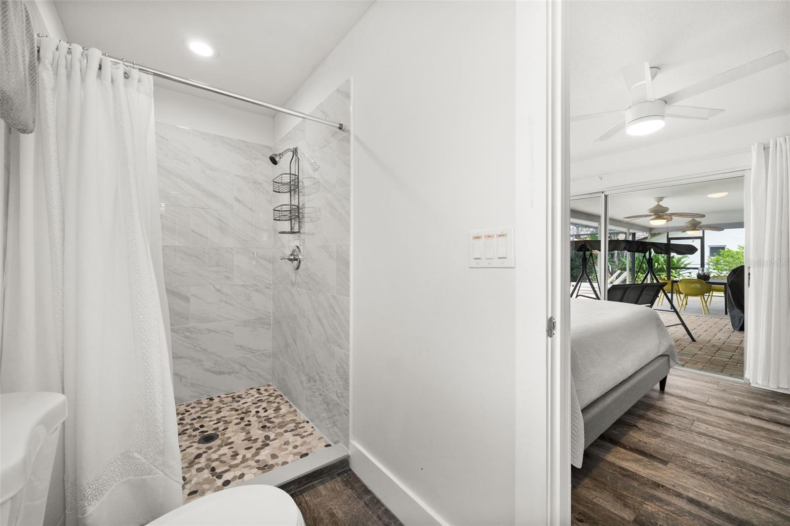 Image 18 of 49 For 5122 3rd Avenue