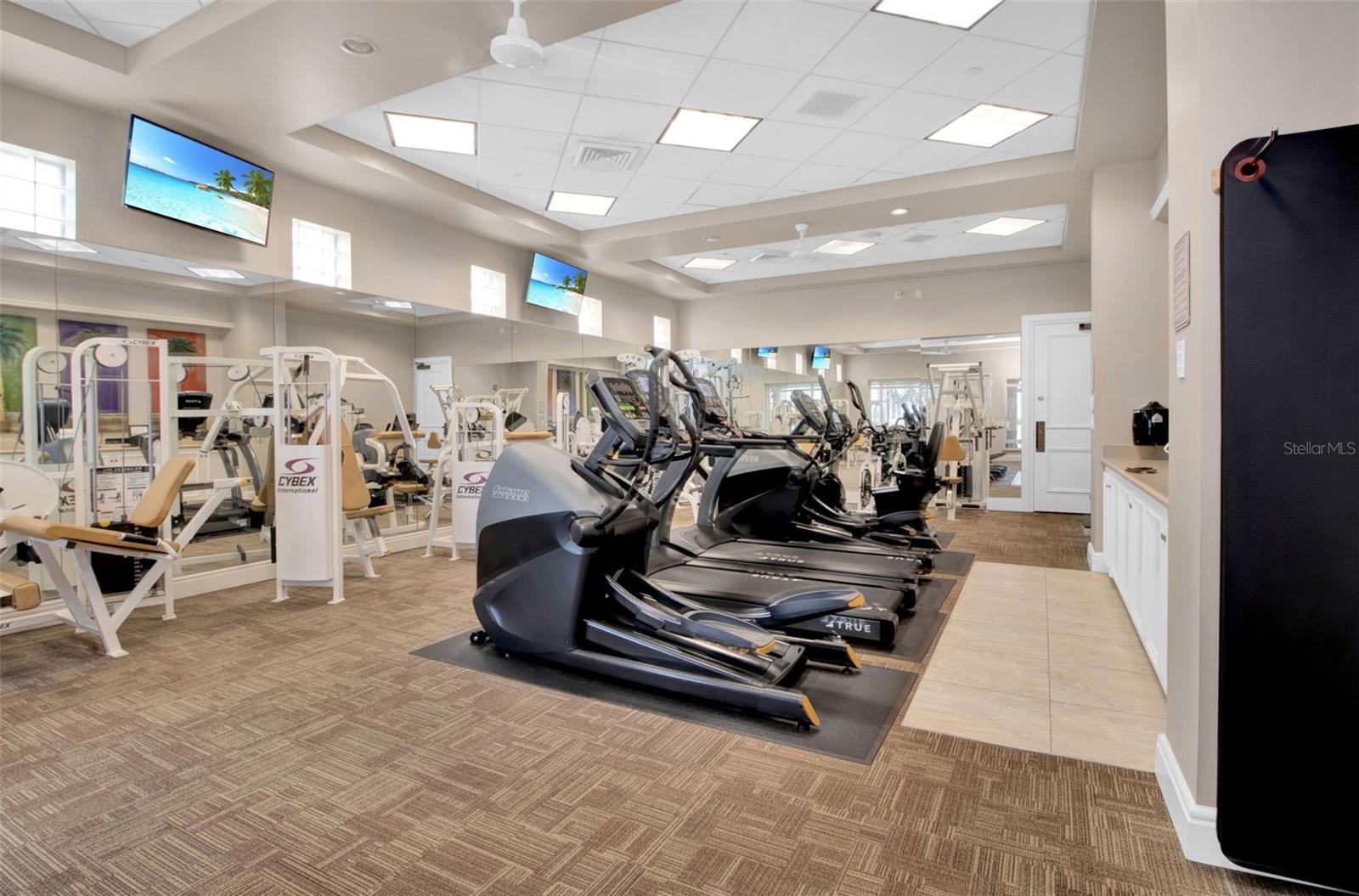 Image 11 of 78 For 3333 Sunset Key Circle 204