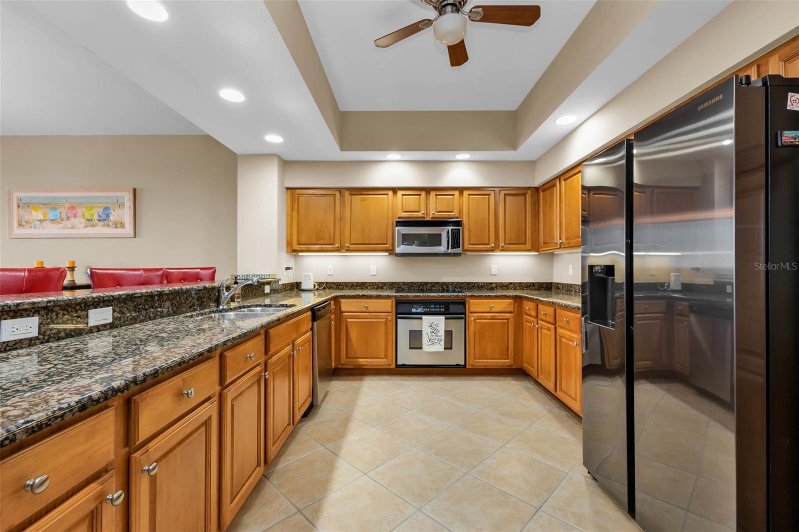 Image 17 of 78 For 3333 Sunset Key Circle 204