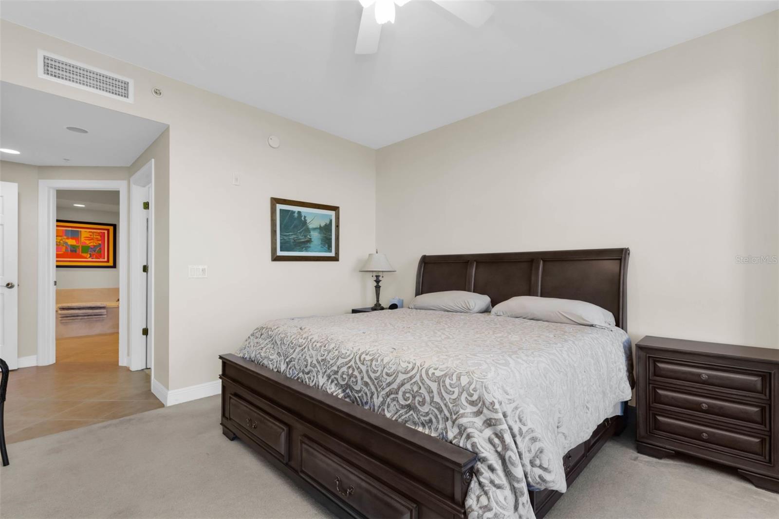 Image 54 of 78 For 3333 Sunset Key Circle 204