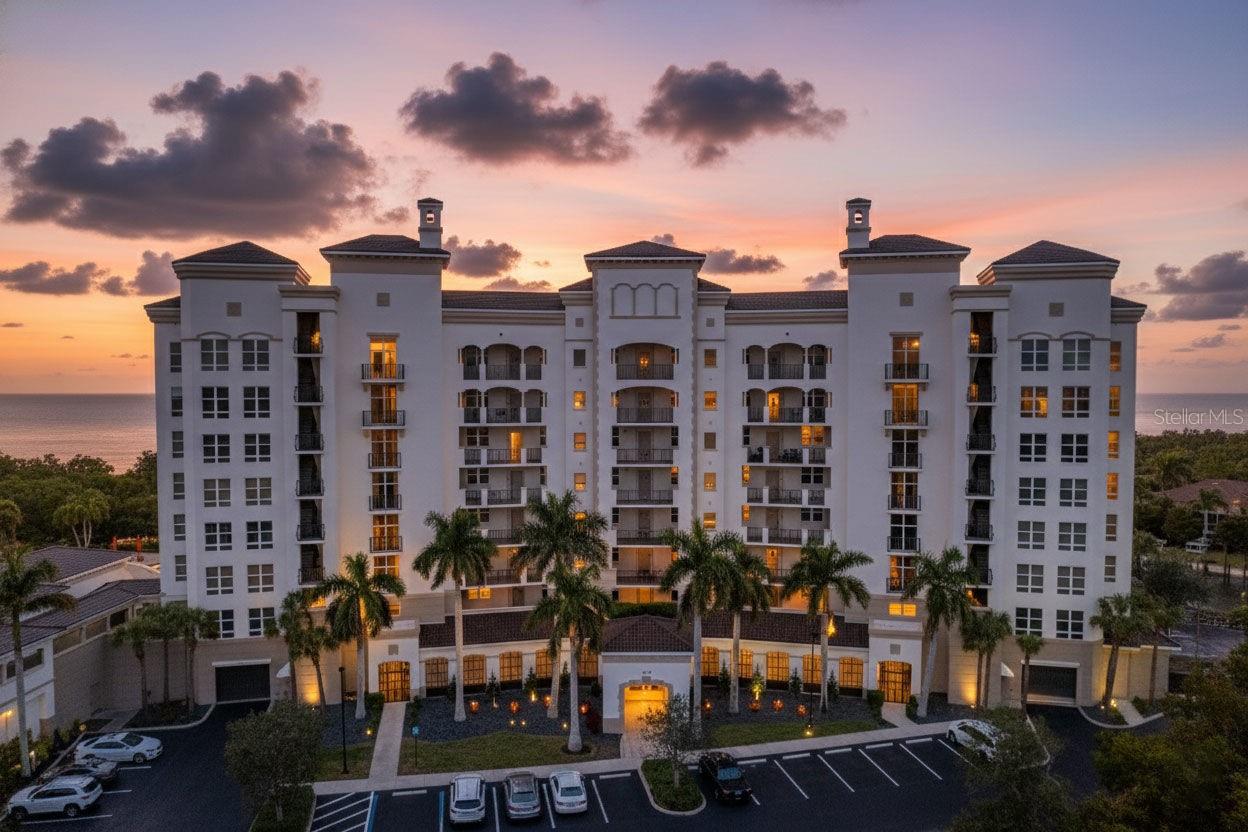 Image 72 of 78 For 3333 Sunset Key Circle 204