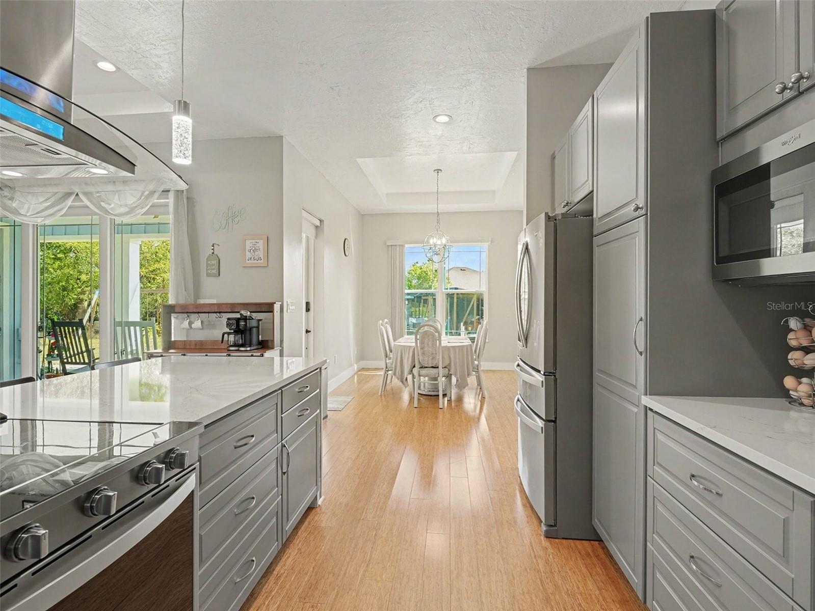 Image 16 of 36 For 306 Calendar Street