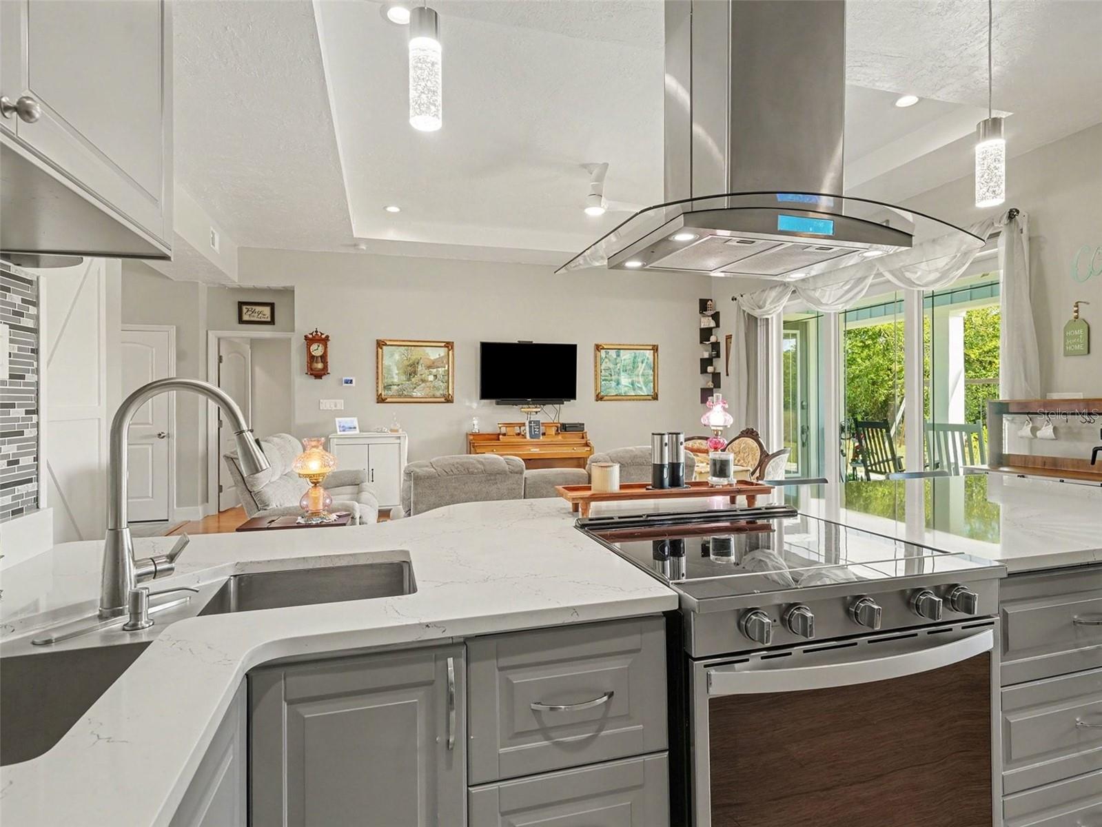 Image 17 of 36 For 306 Calendar Street