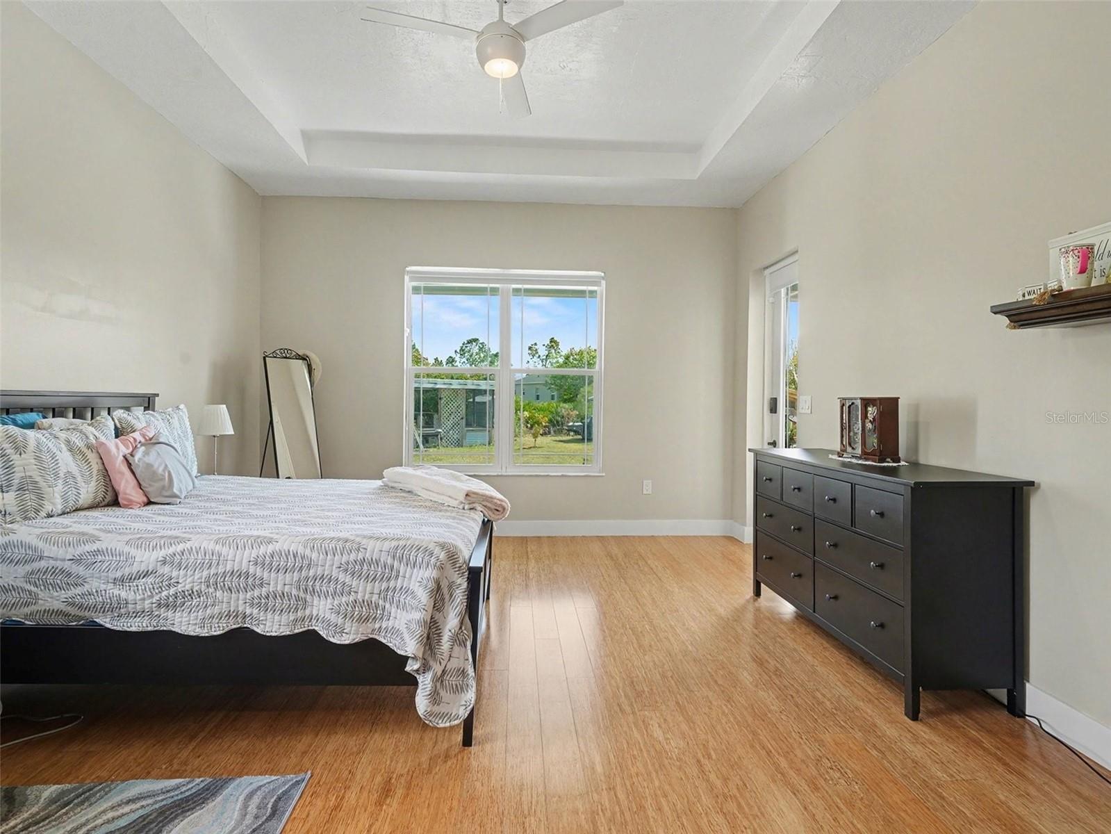 Image 22 of 36 For 306 Calendar Street