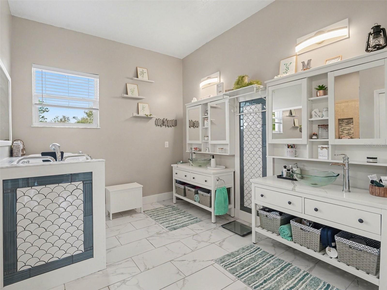 Image 25 of 36 For 306 Calendar Street