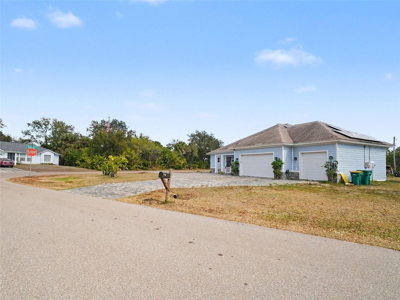 Image 6 of 36 For 306 Calendar Street