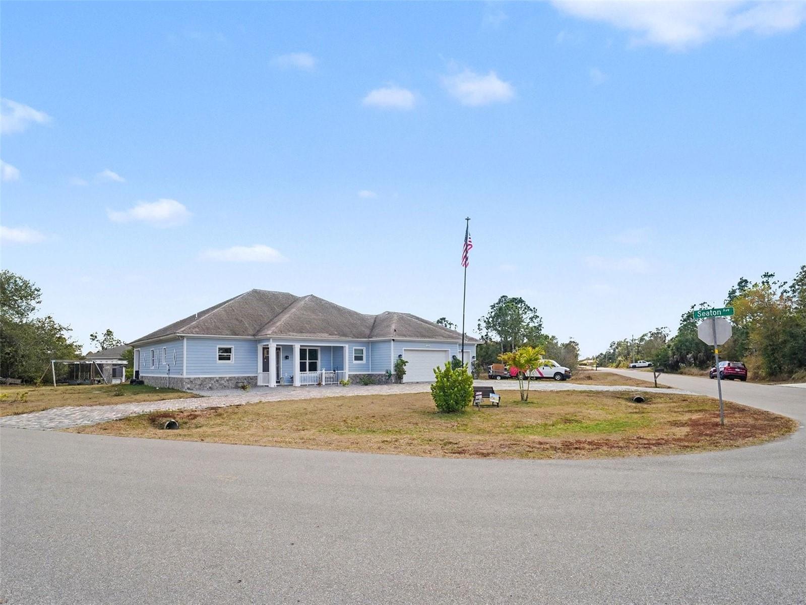 Image 7 of 36 For 306 Calendar Street