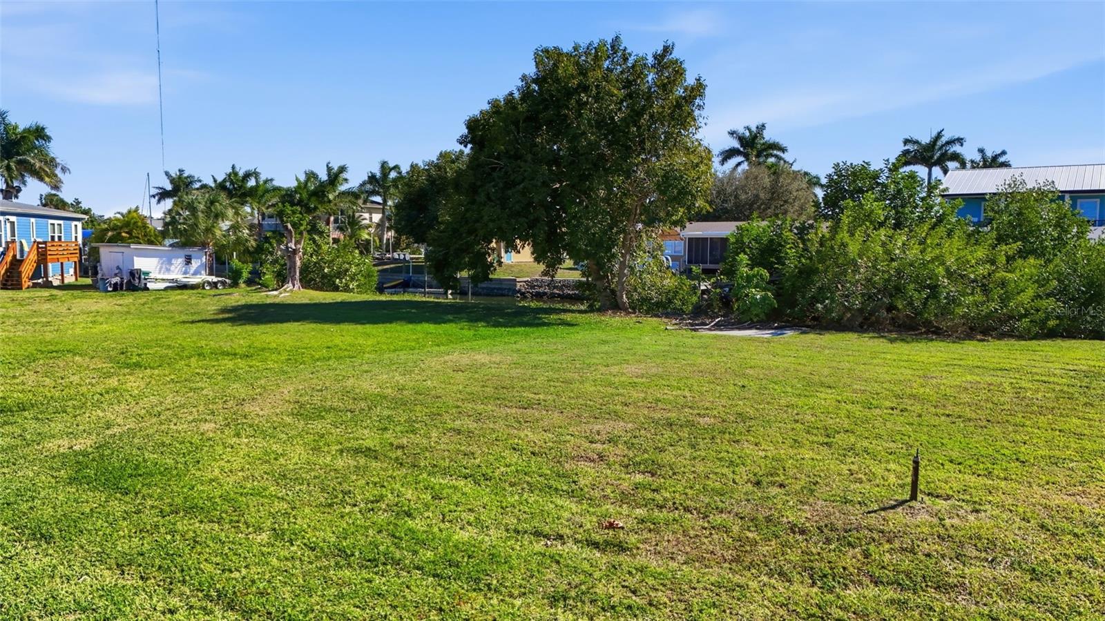 Image 6 of 12 For 751 Coral Drive