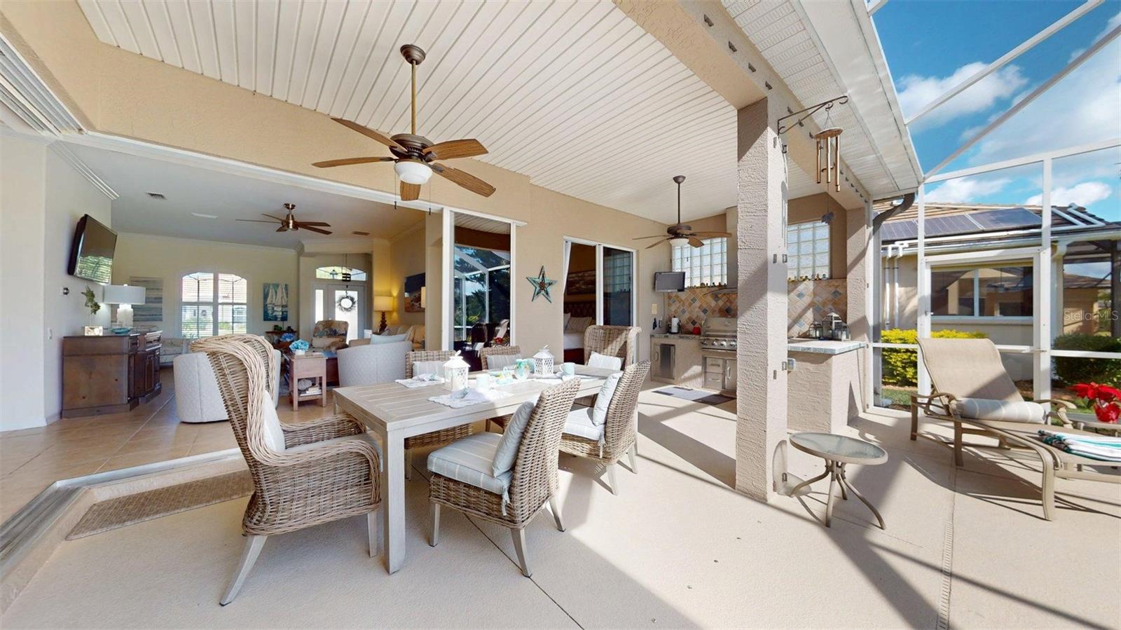 Image 21 of 51 For 2450 Silver Palm Road