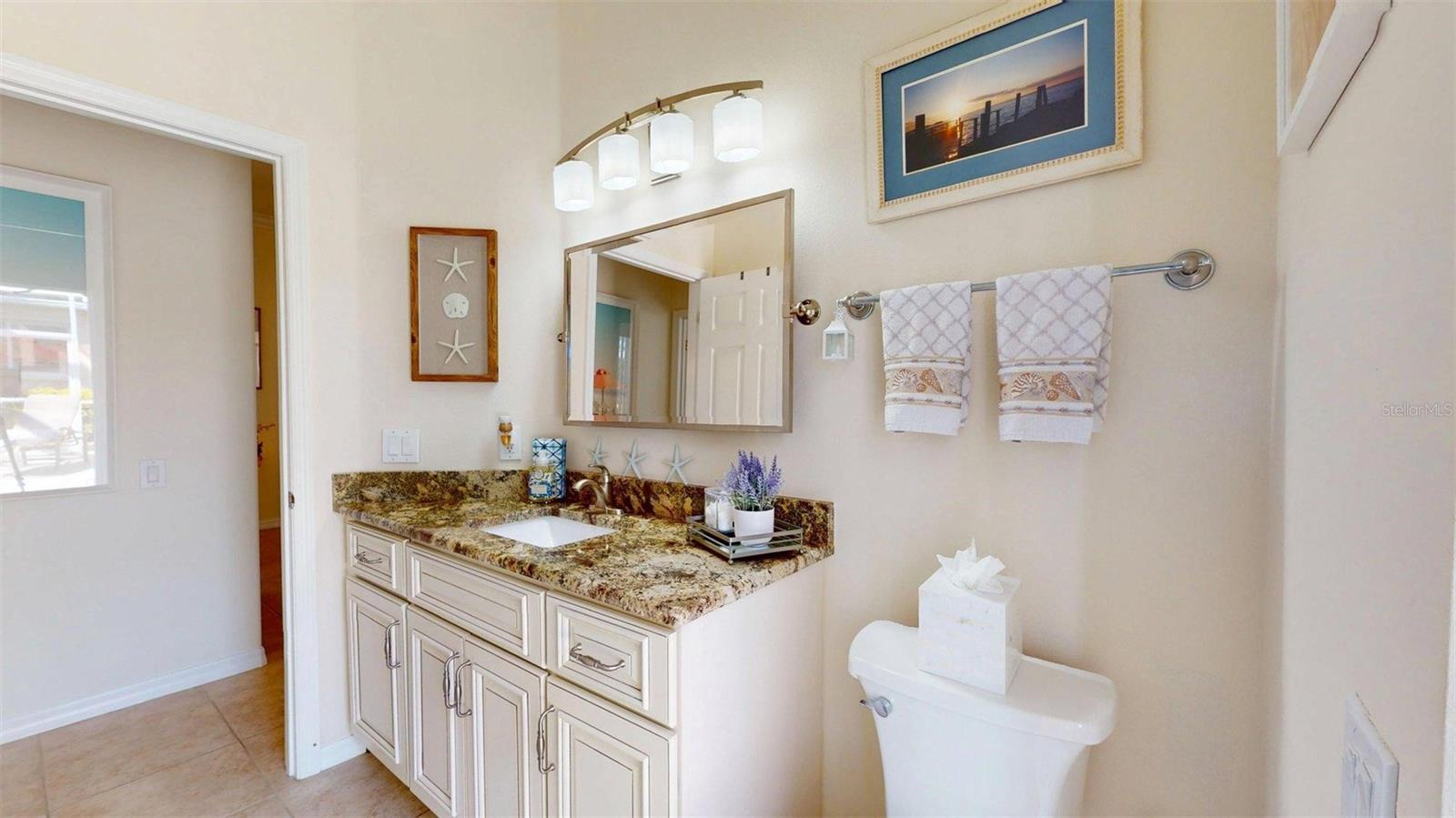 Image 28 of 51 For 2450 Silver Palm Road