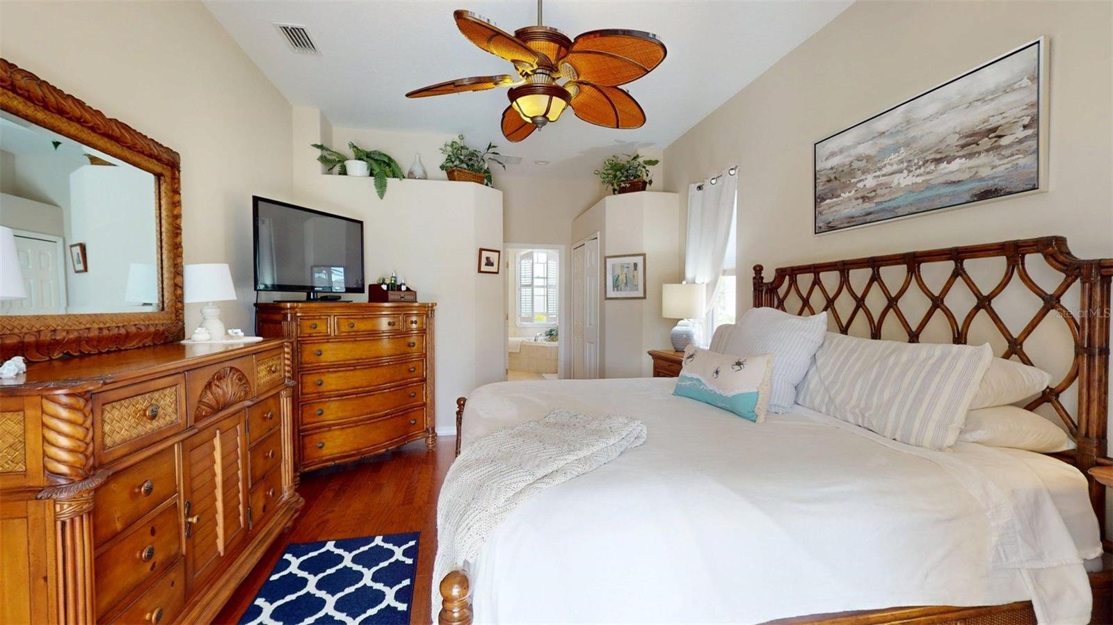 Image 36 of 51 For 2450 Silver Palm Road