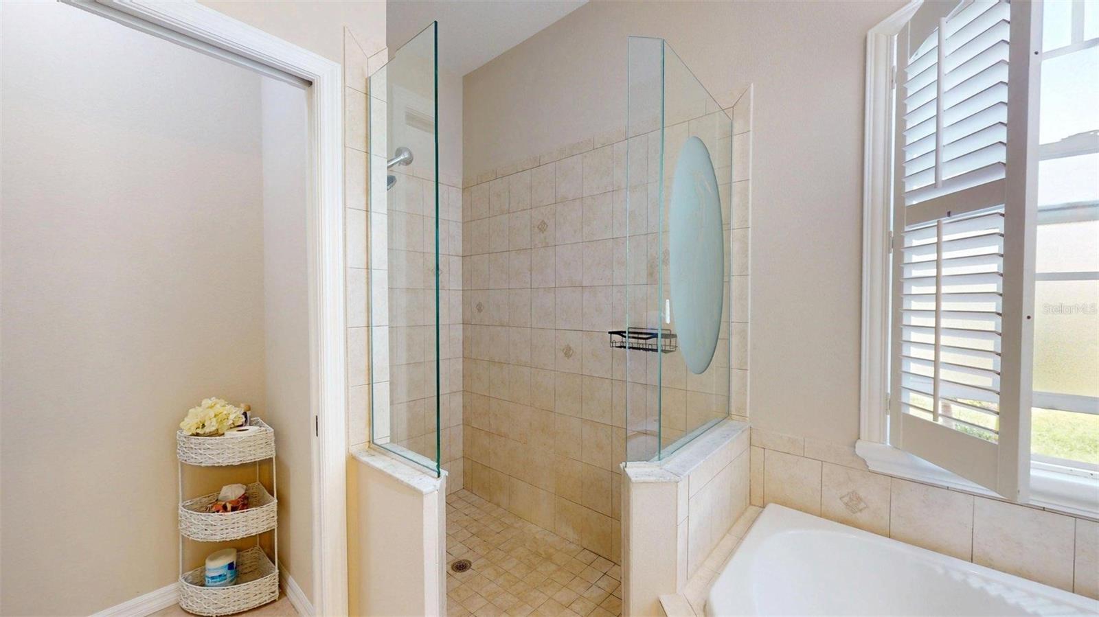 Image 39 of 51 For 2450 Silver Palm Road