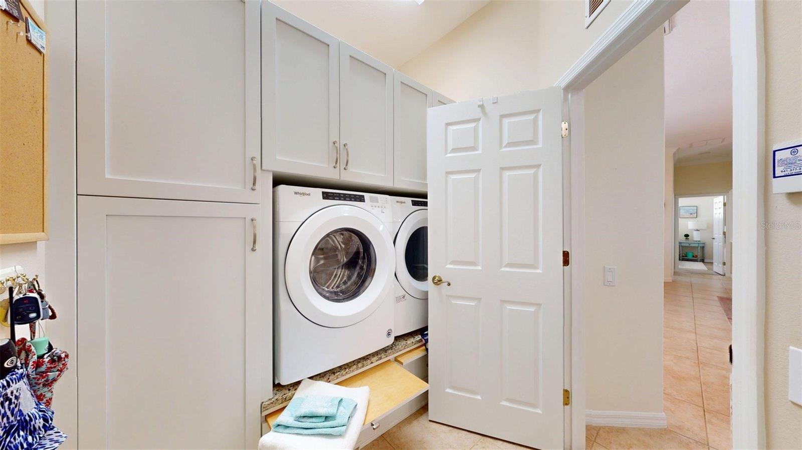 Image 45 of 51 For 2450 Silver Palm Road