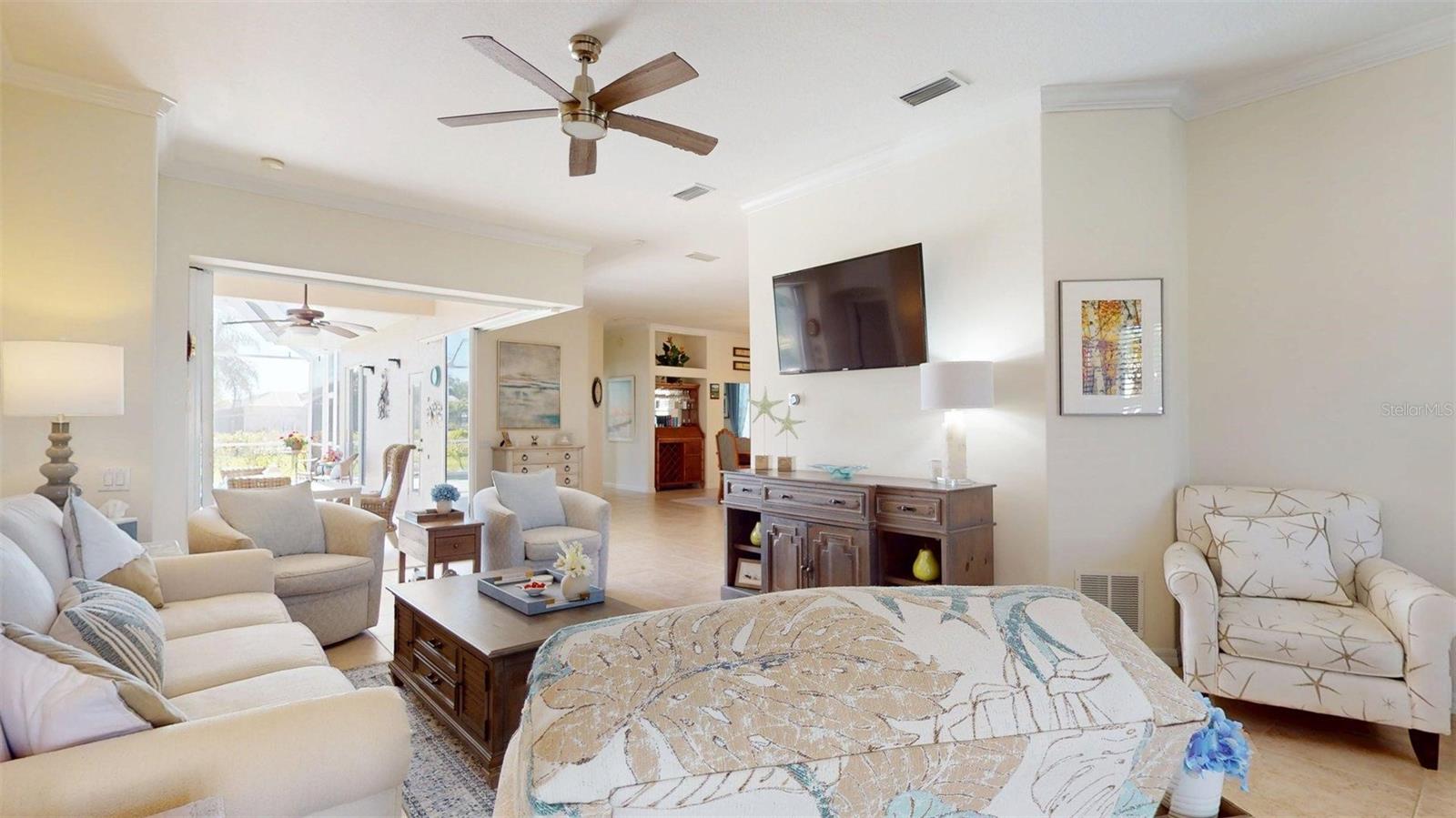 Image 7 of 51 For 2450 Silver Palm Road