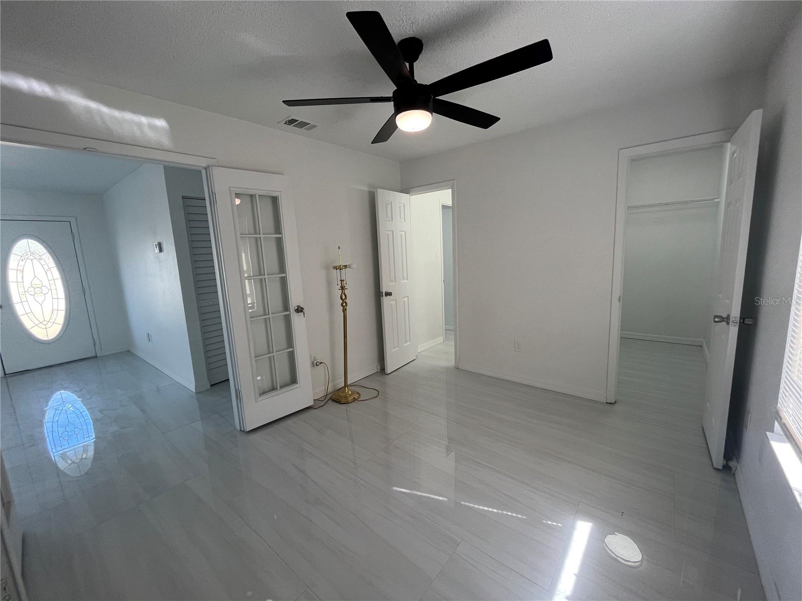 Image 10 of 18 For 18113 Cochran Boulevard