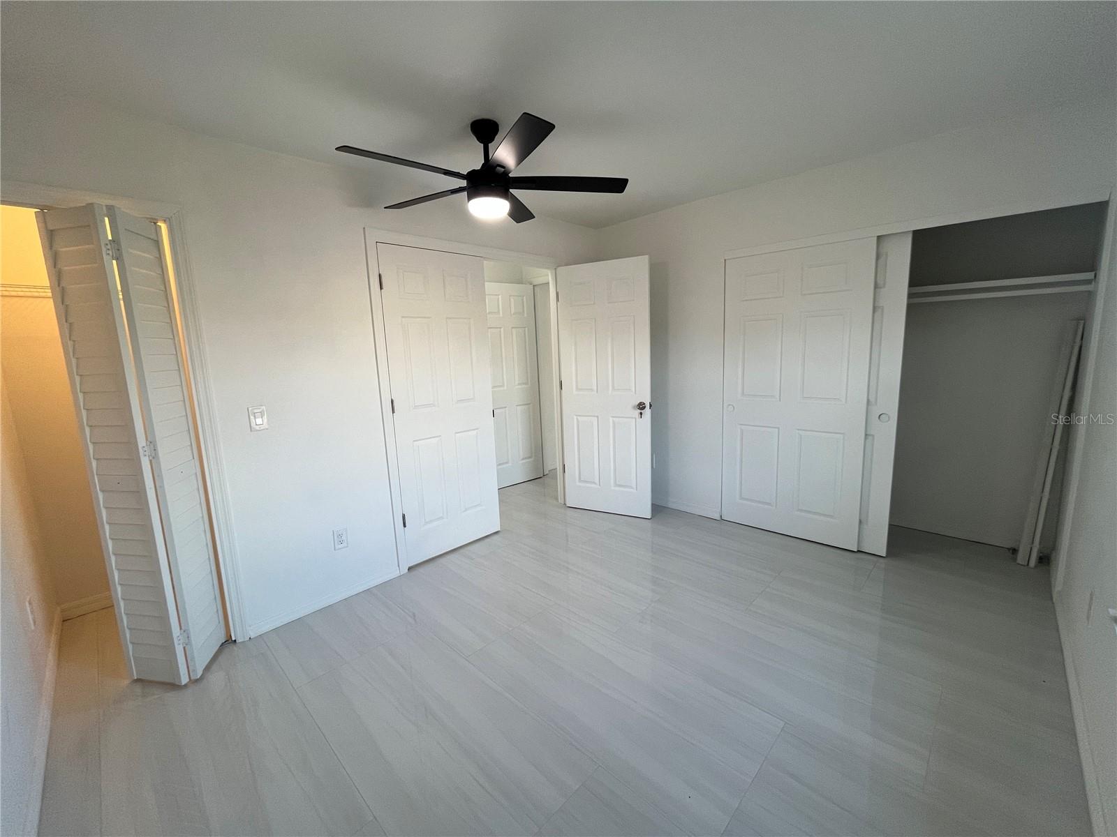 Image 16 of 18 For 18113 Cochran Boulevard